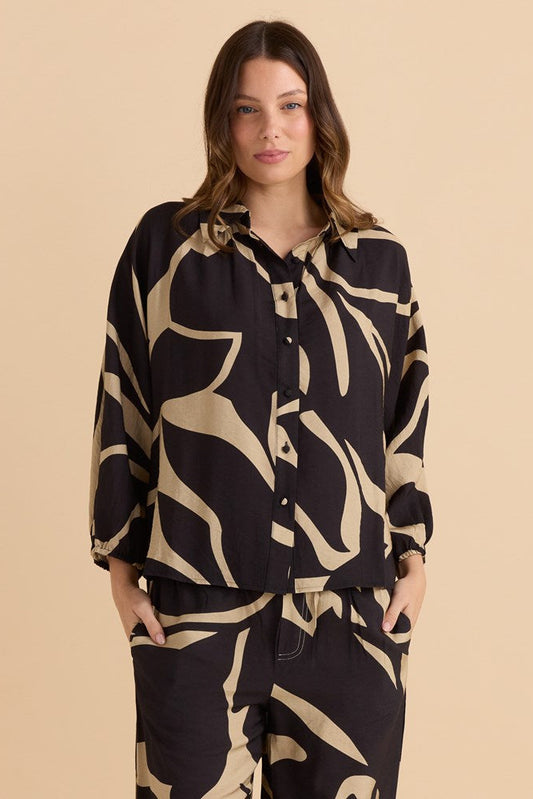 Image of Shirts. Productname: Betty Basics Palmer Puff Shirt Monochrome Floral in Monochrome Floral colour by brand - Betty Basics