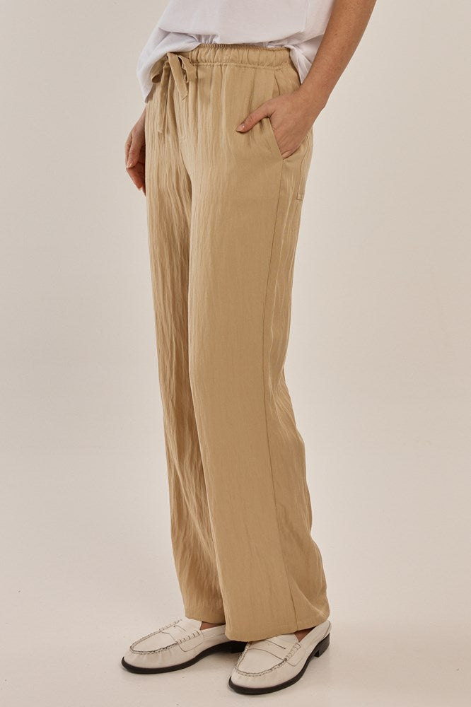 Betty Basics Sutton Relax Pant (Beige)