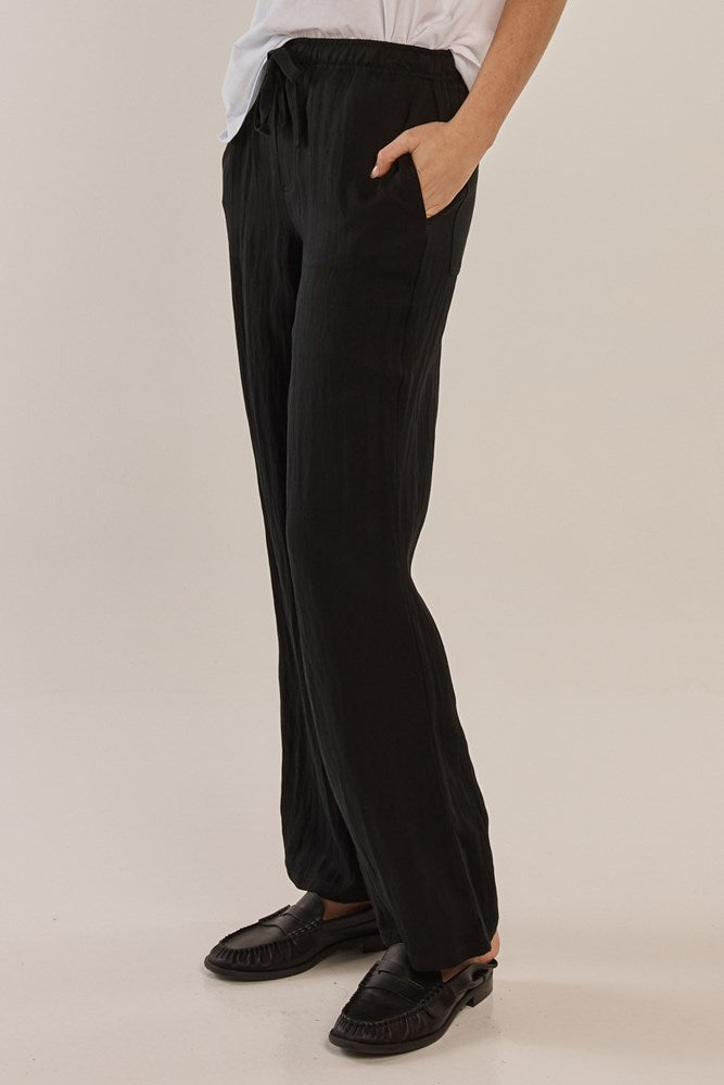 Betty Basics Sutton Relax Pant (Black)
