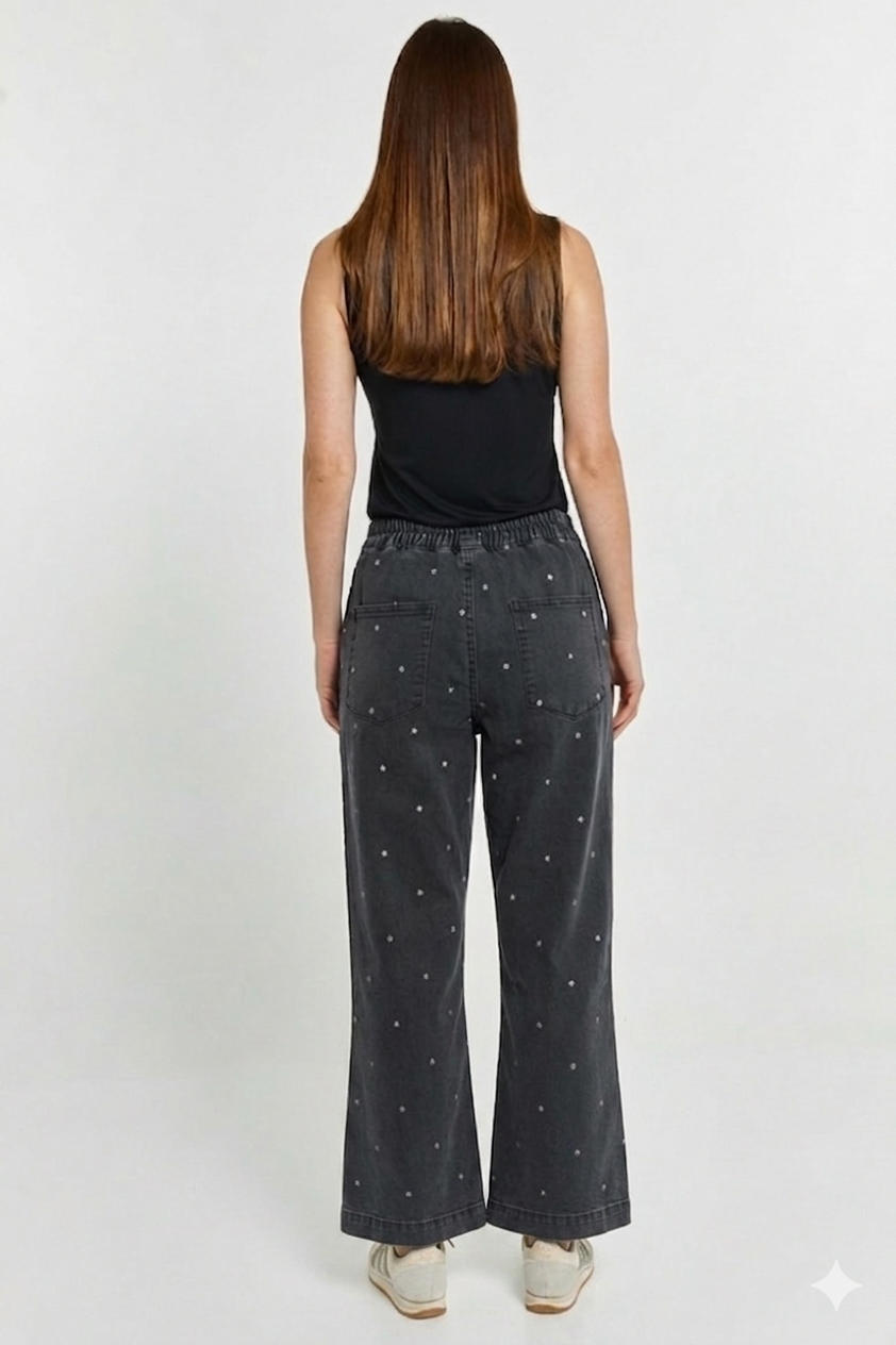 Betty Basics Quinn Stretch Jogger (Star Print)