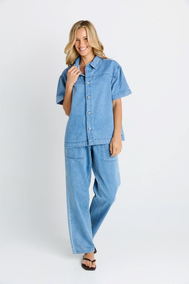 Betty Basics Quinn Cotton Shirt (Blue Medium)
