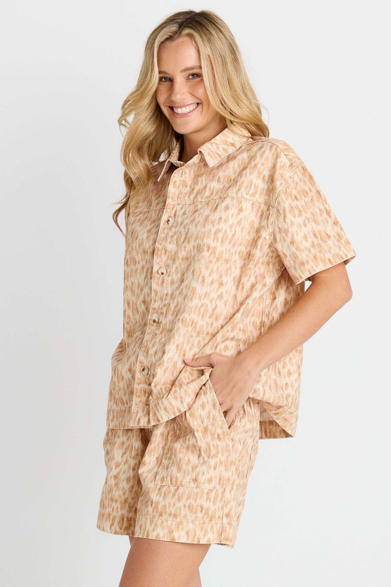 Betty Basics Quinn Cotton Short (Ocelot Print)