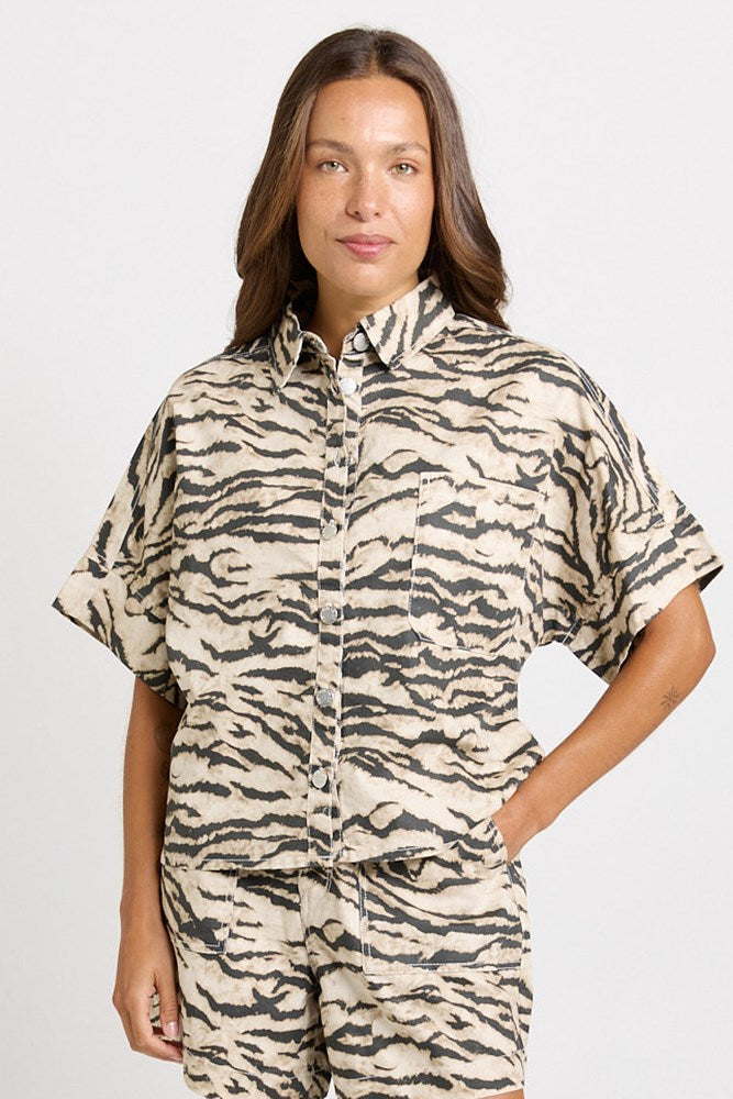 Betty Basics Dawn Denim Shirt (Animal)