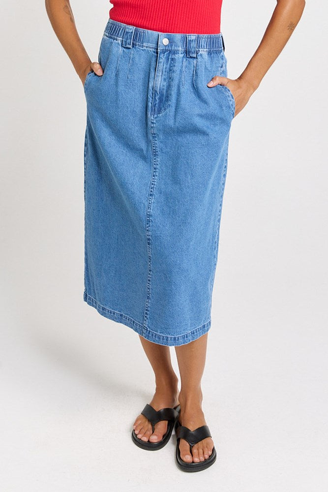 Betty Basics Solange Midi Denim Skirt (Medium Wash)