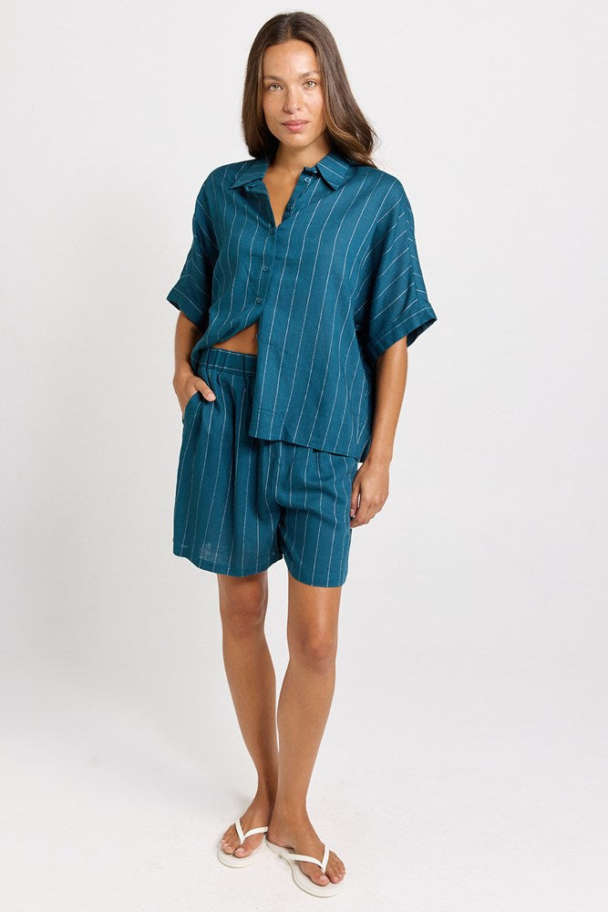 Betty Basics Palm Linen Blend Relax Shorts (Teal/White Stripe)