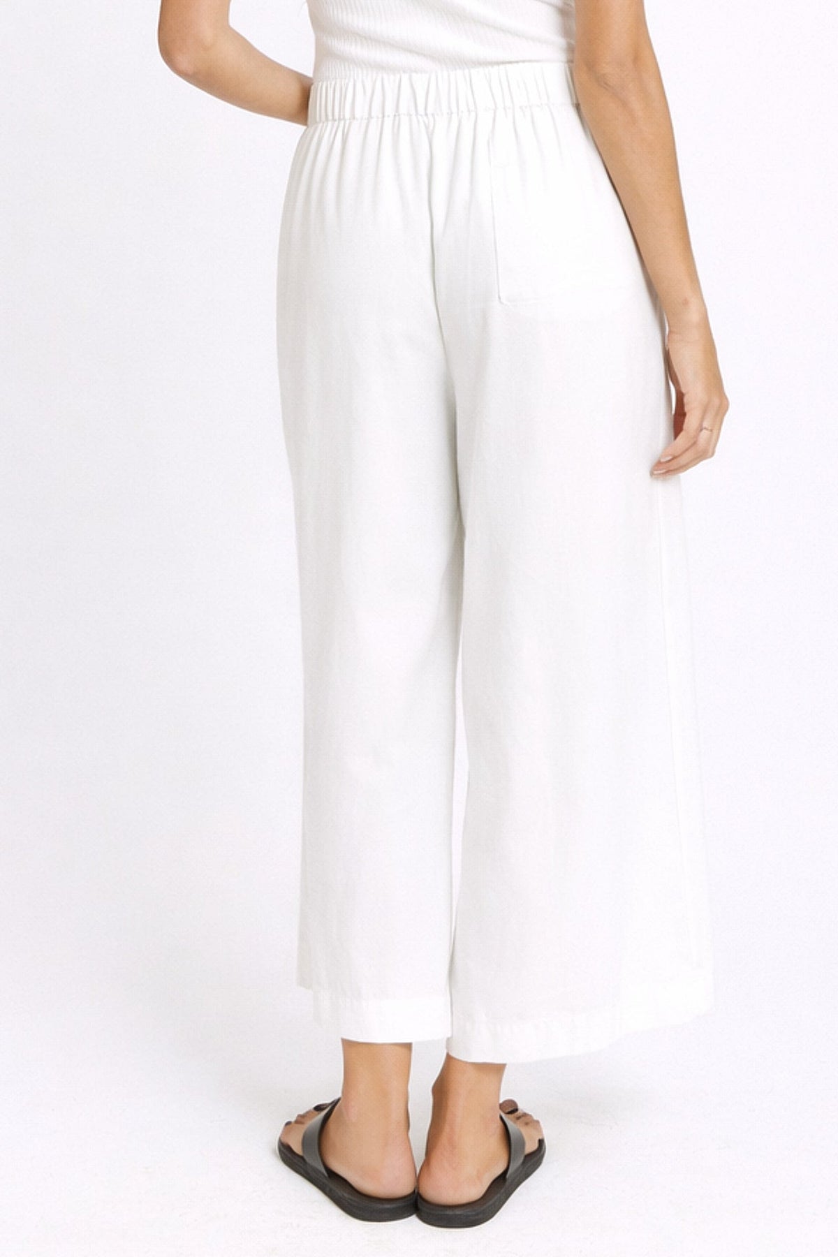 Betty Basics Bella Wide Leg Crop Pants (White)