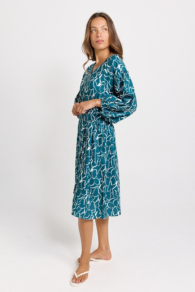 Betty Basics Bella Linen Blend Midi Dress (Teal Petal Print)