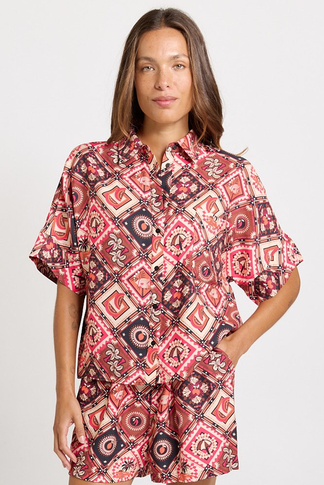 Image of Shirts. Product name - Sunset Short Sleeve Shirt Coco Print in Coco Print colour by brand - Betty Basics