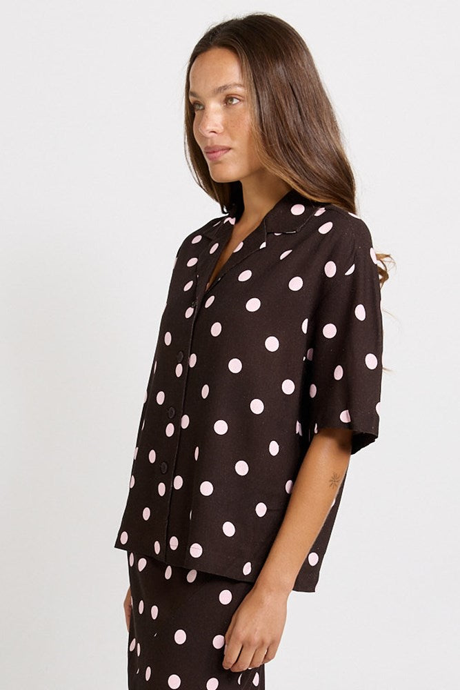Betty Basics Sable Linen Blend Shirt (Pink/Choc Polka Dot)