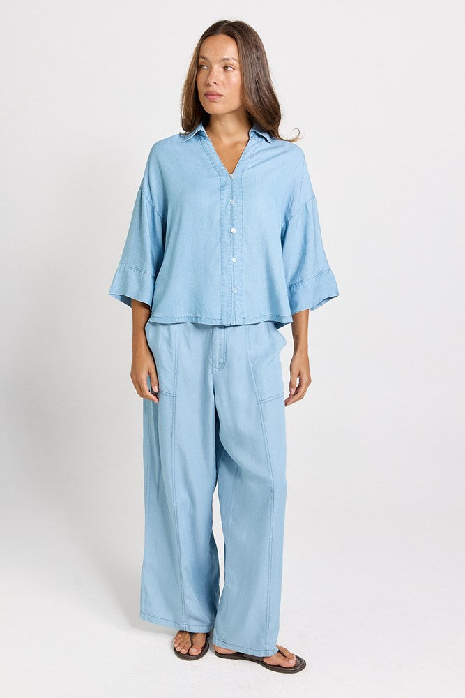 Betty Basics Emmy Lyocell Shirt (Mid Wash)