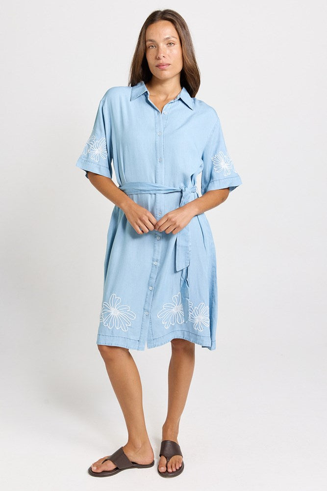 Betty Basics Emmy Lyocell Shirt Dress (Mid Wash)