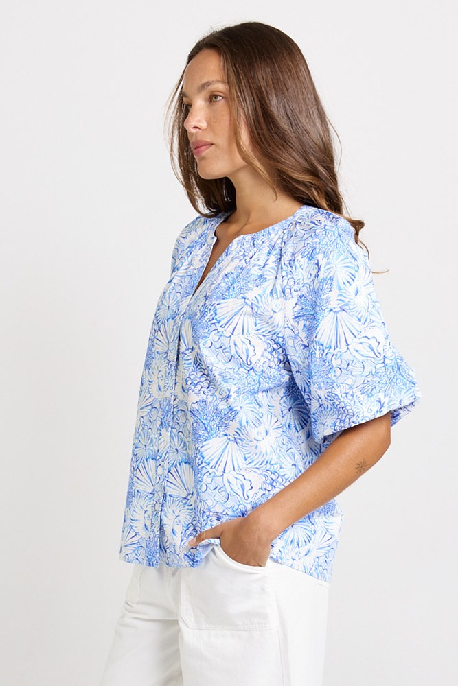 Betty Basics Bronte Cotton Blouse (Blue Shell Print)