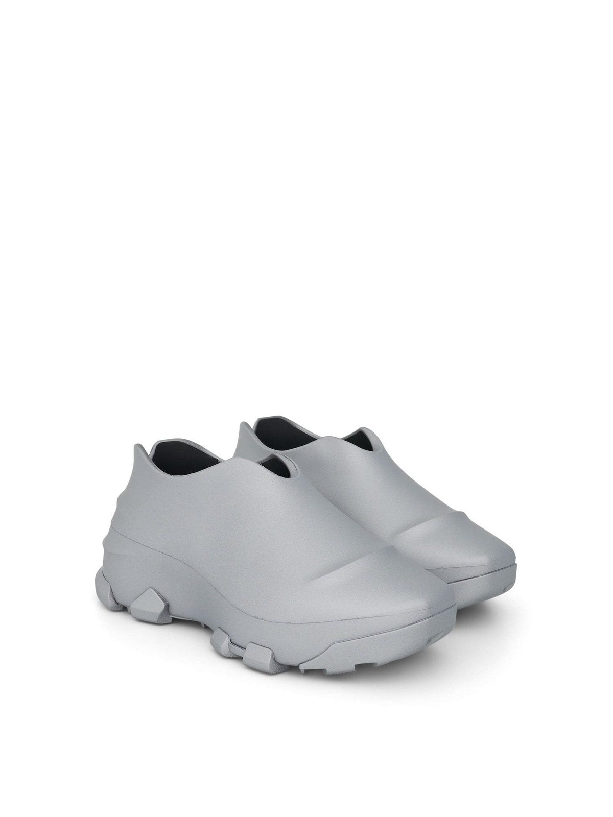 GIVENCHY Monumental Mallow Low Sneaker (Silver)