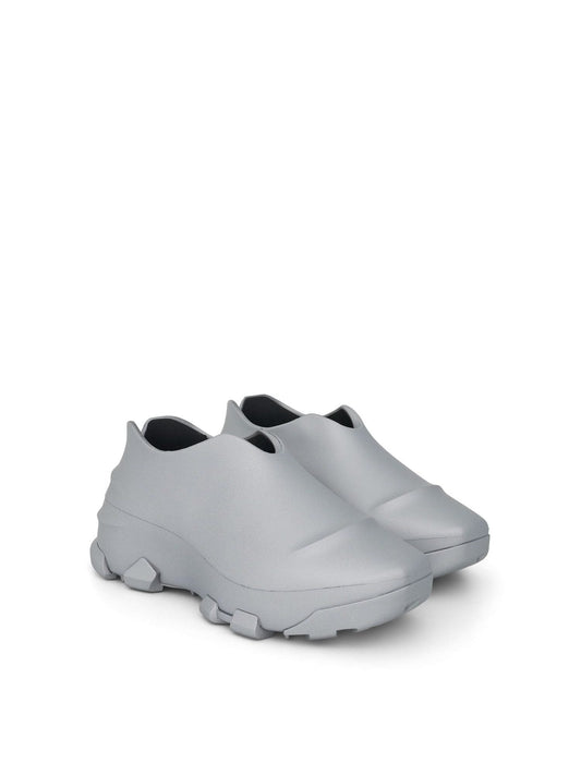 GIVENCHY Monumental Mallow Low Sneaker (Silver)