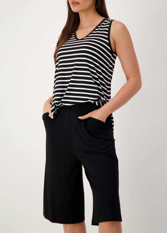 Lou Lou Bakar 3/4 Length Bamboo Culottes (Black)
