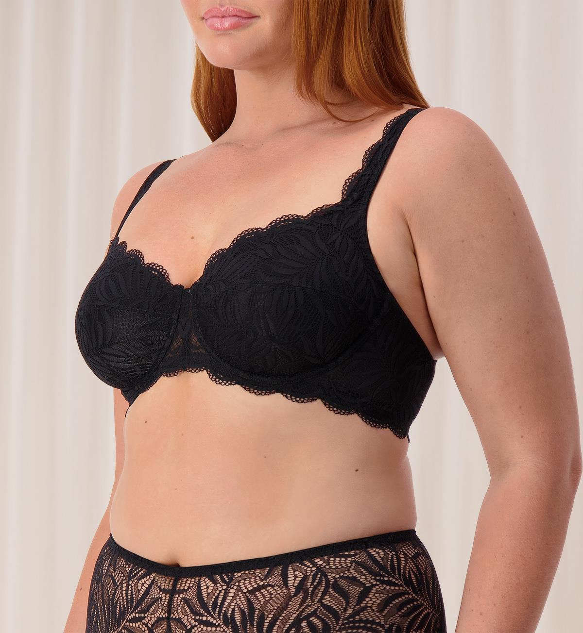Triumph Essential Lace Balconette Bra (Black)