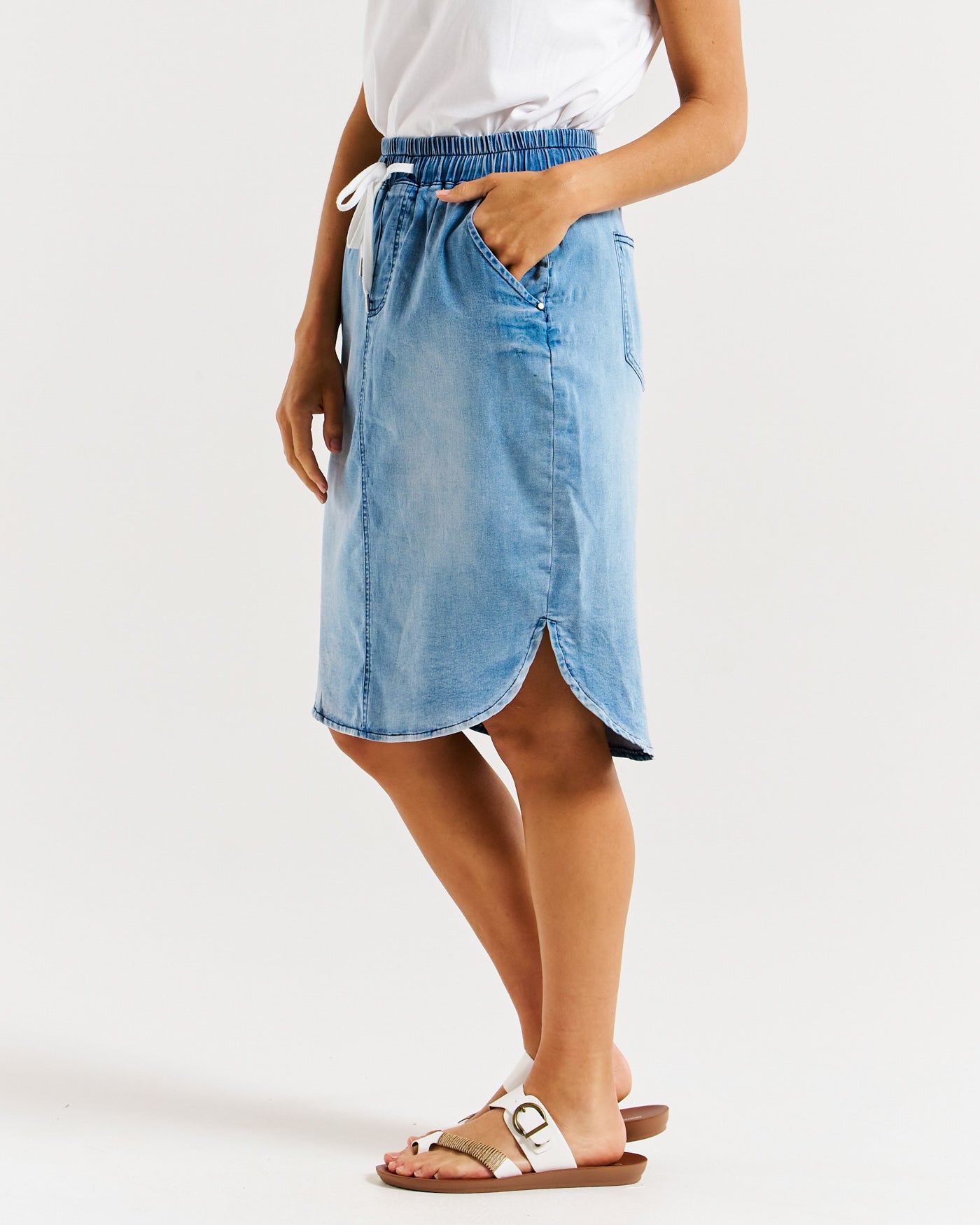 Betty Basics Alina Denim Skirt (Denim Blue)
