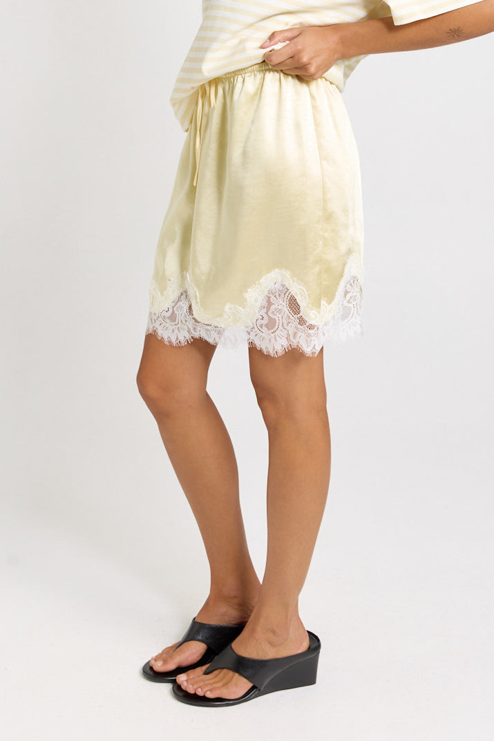 Sass Clothing Maddie Lace Hem Mini Skirt Lemon/White Lace (Lemon/ White Lace)