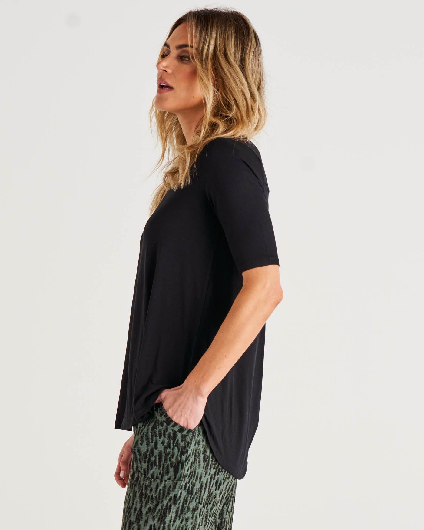 Betty Basics Maya Tee (Black)