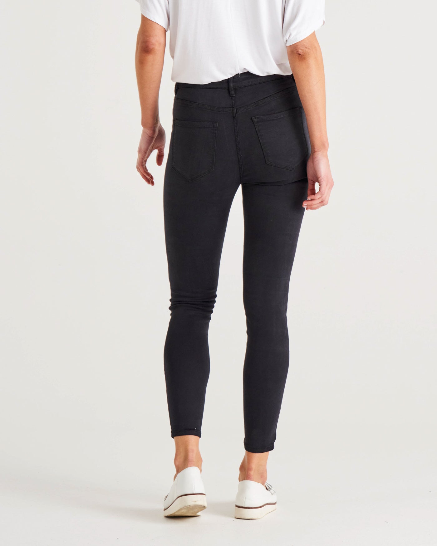 Betty Basics Essential Skinny Jeans (Black)