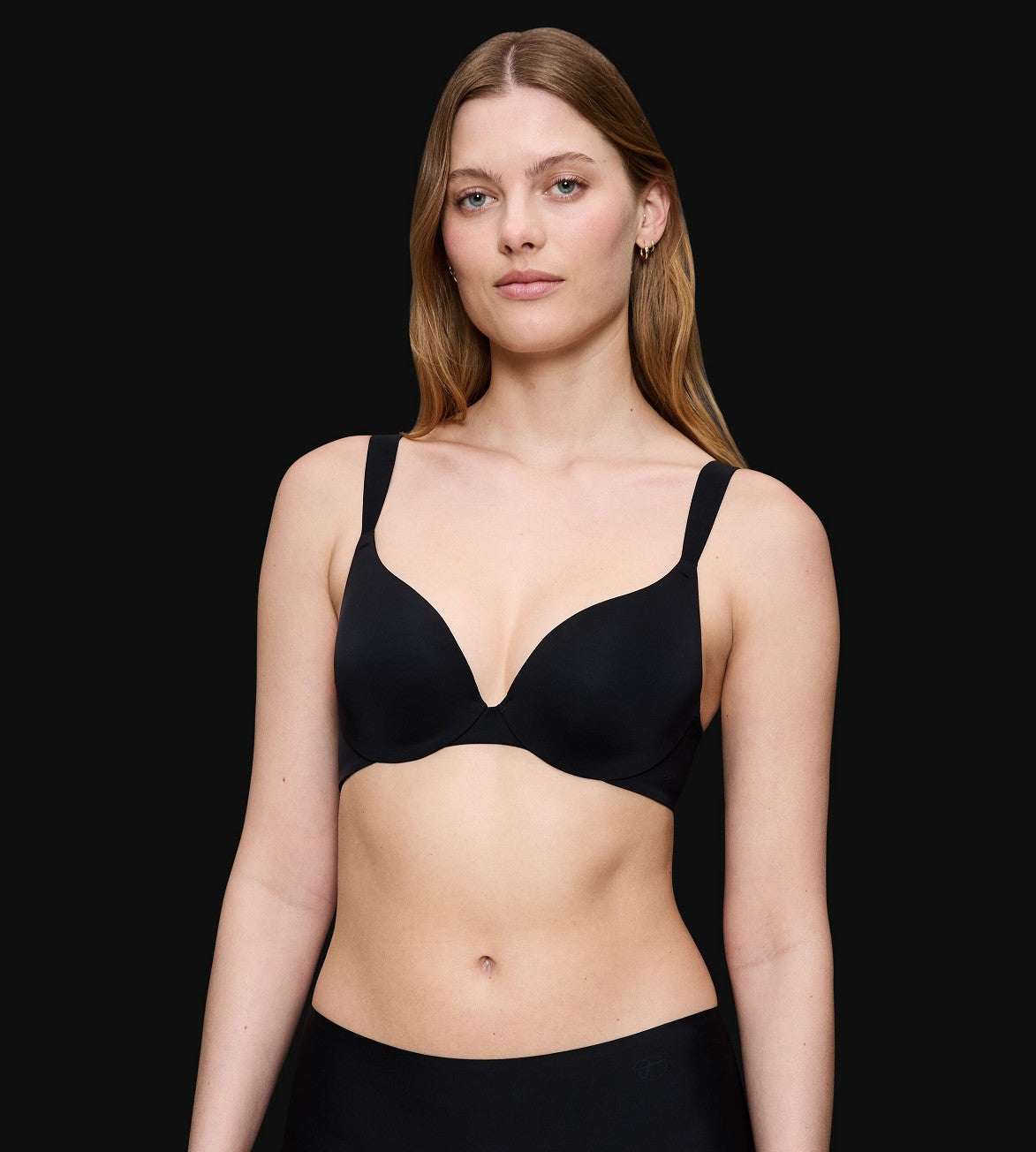 Image of Bras. Productname: Triumph Body Make Up Illusion Smooth T-Shirt Bra in Black colour by brand - Triumph