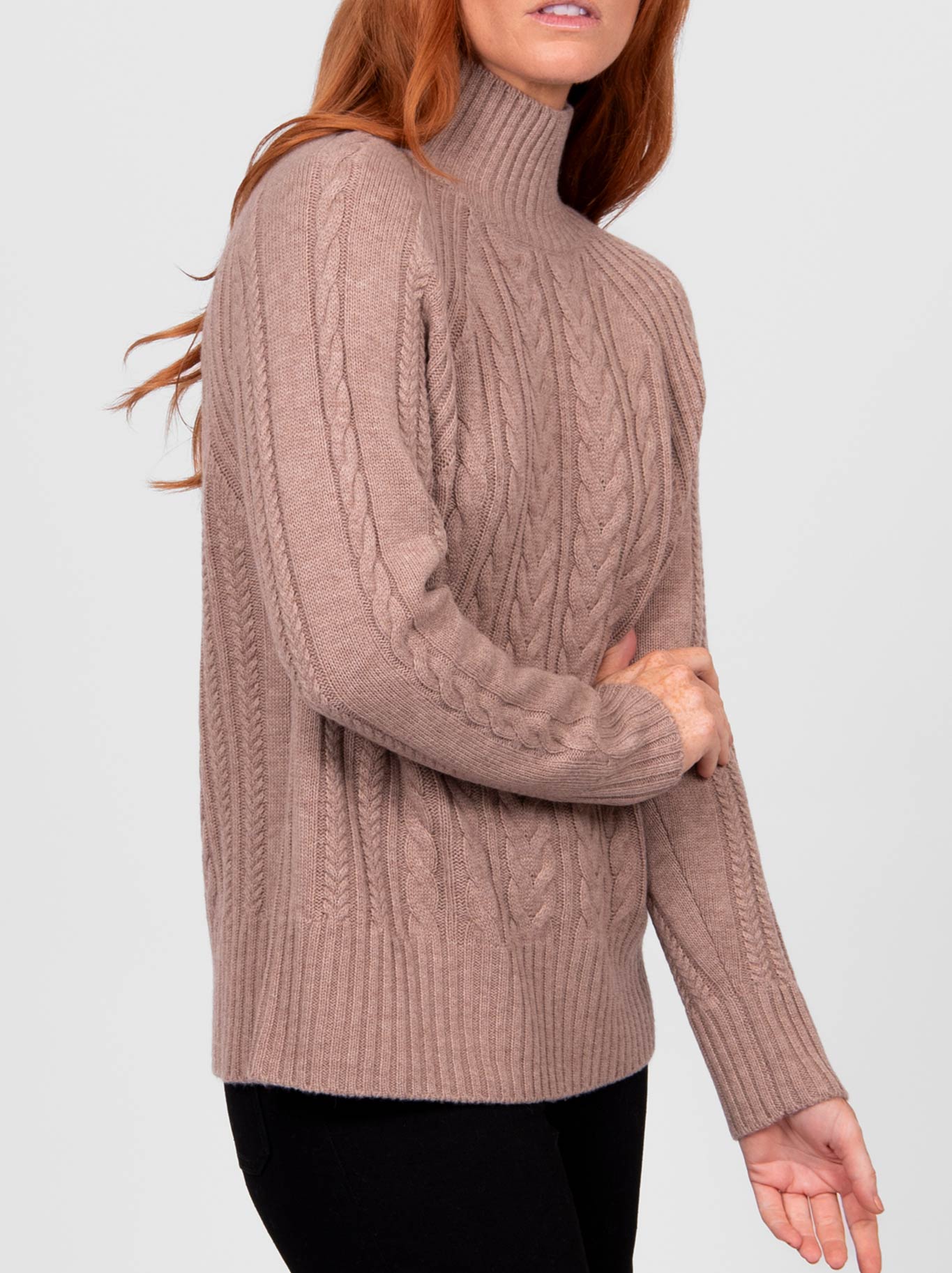 Bridge & Lord Cable Pullover (Cayenne)