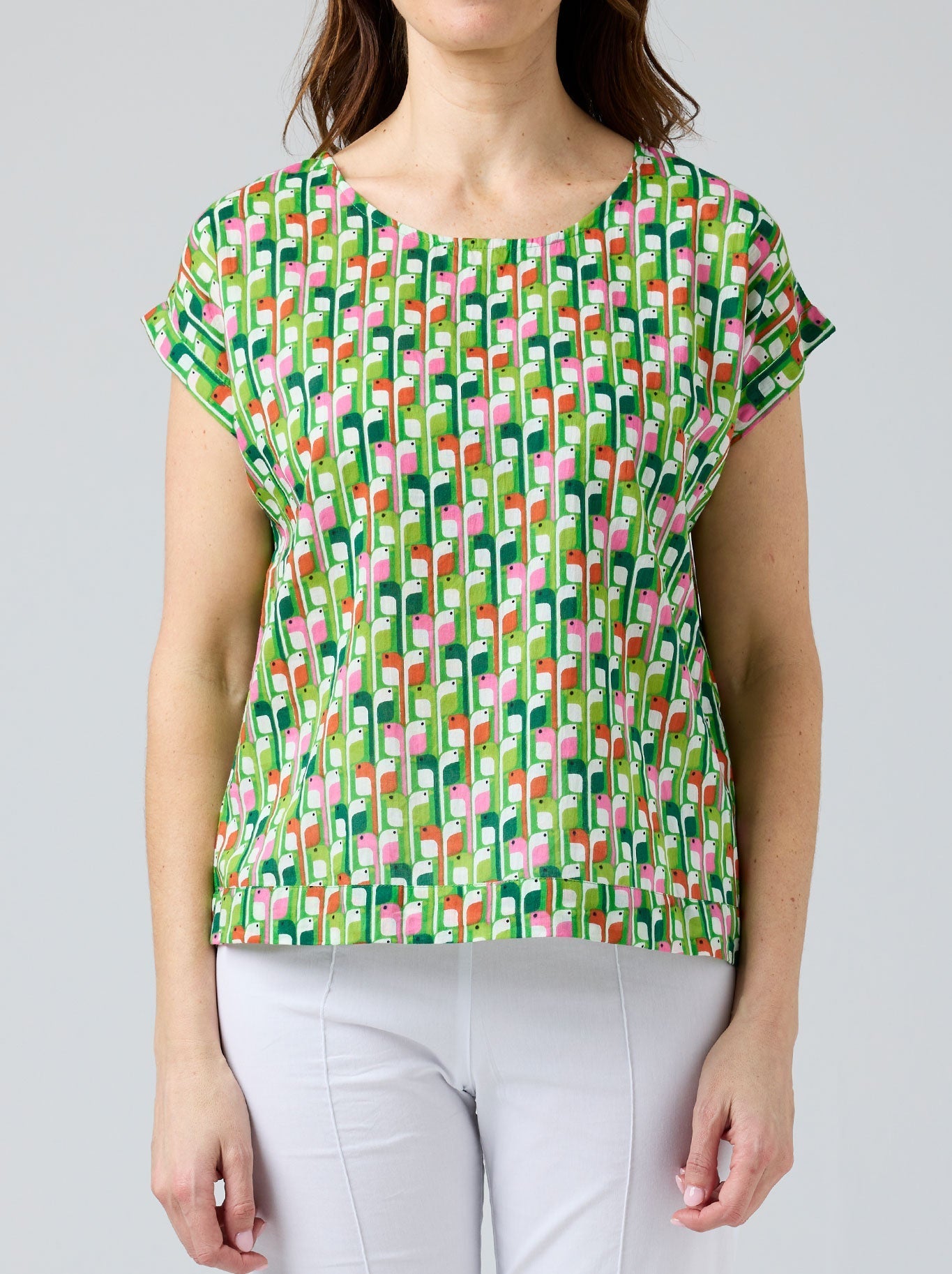 CAKE VICKY ROUND NECK (Blue White Circle)