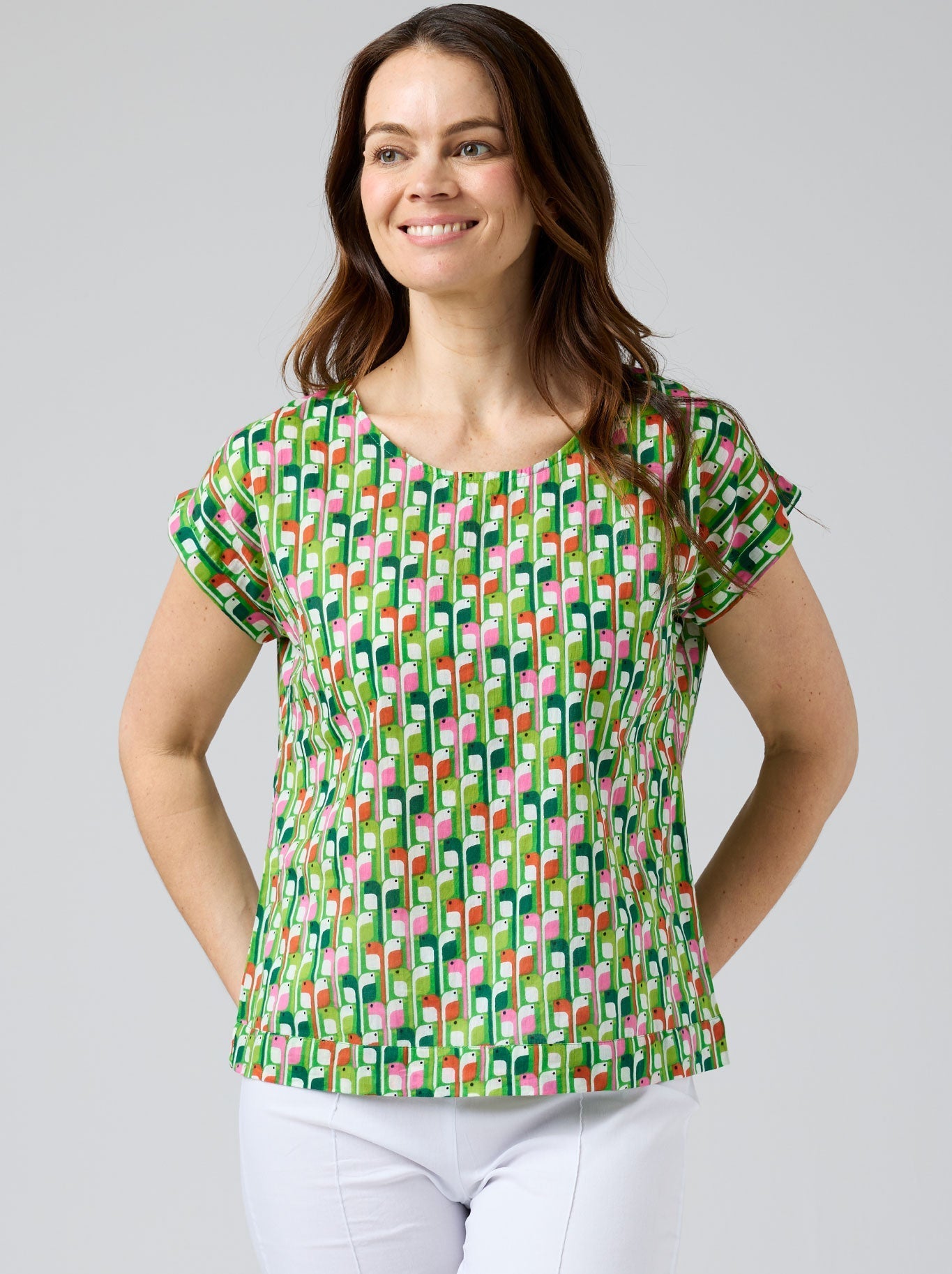 CAKE VICKY ROUND NECK (Blue White Circle)