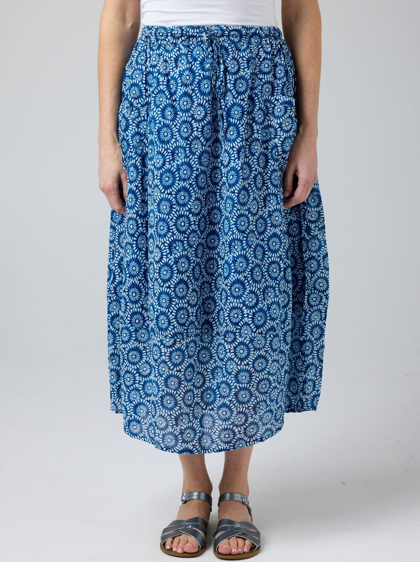Cake Pocket Panel Skirt (Folk Flower)