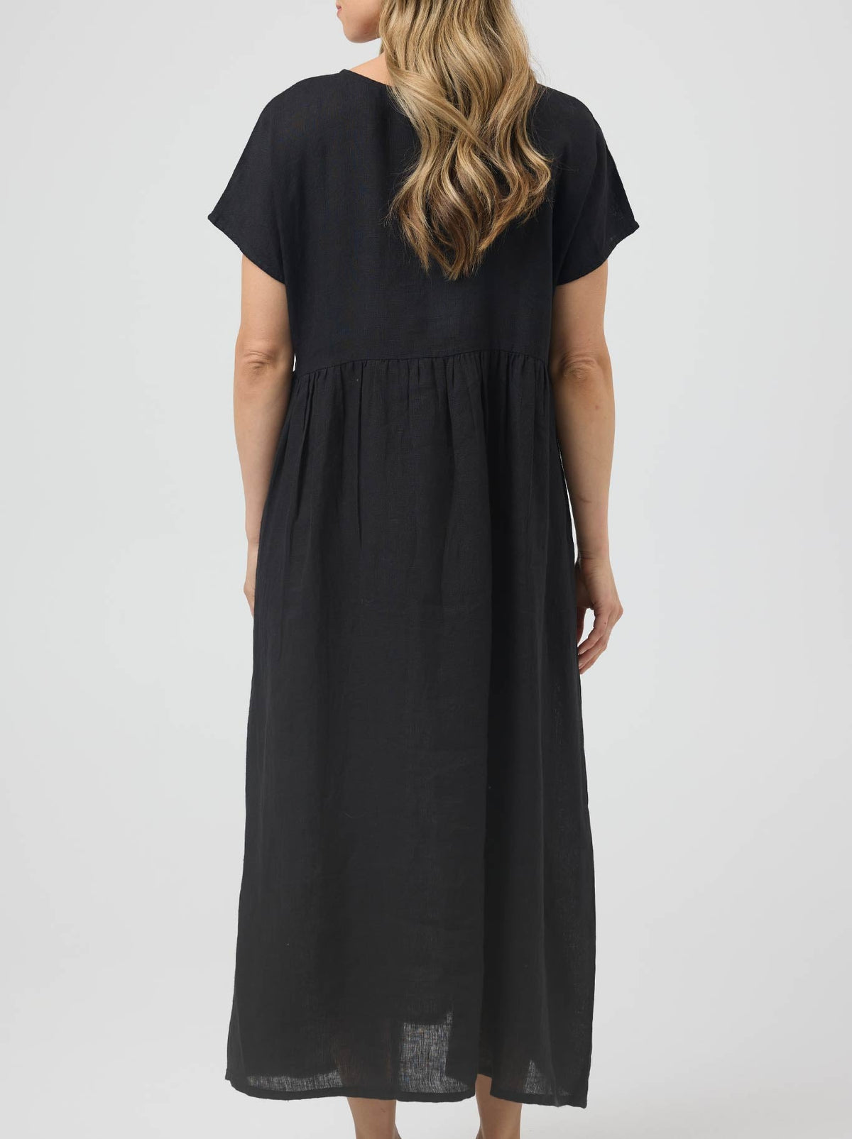 Cake Luna Linen Dress (Black)
