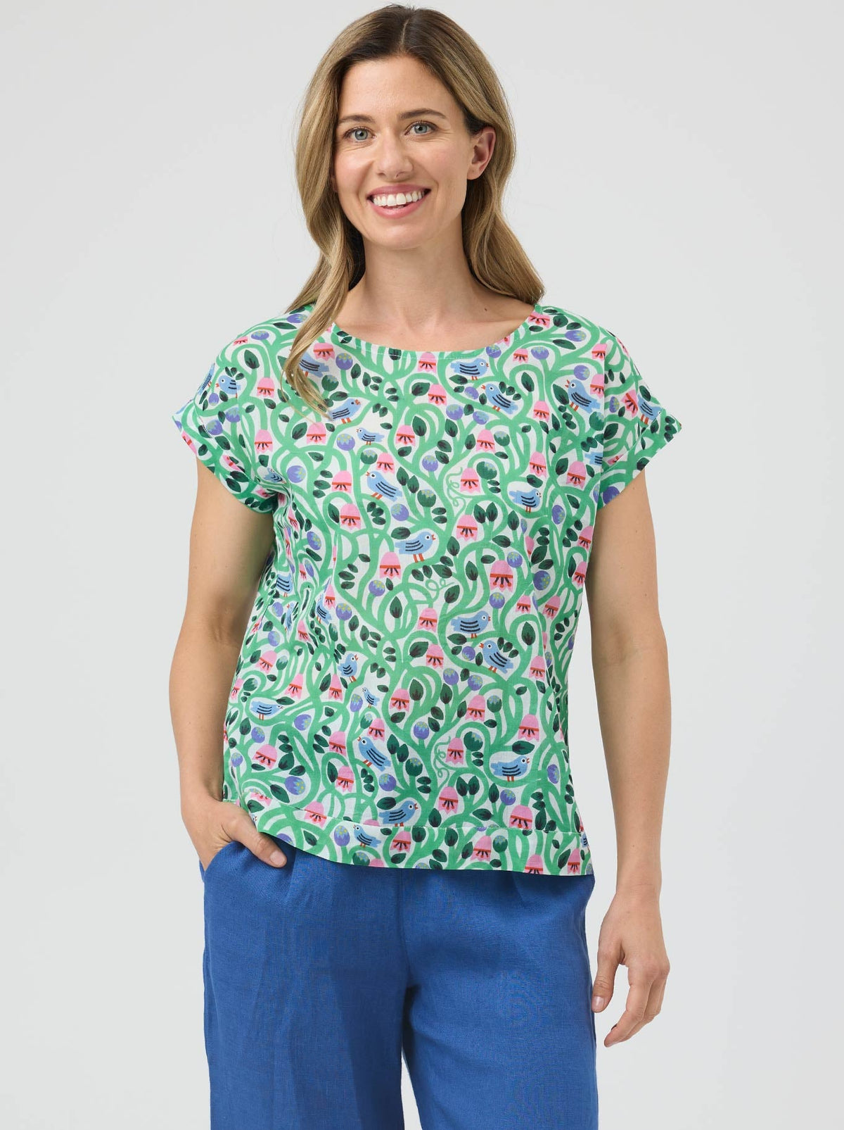 Cake Vicky Round Neck (Blue Arches)