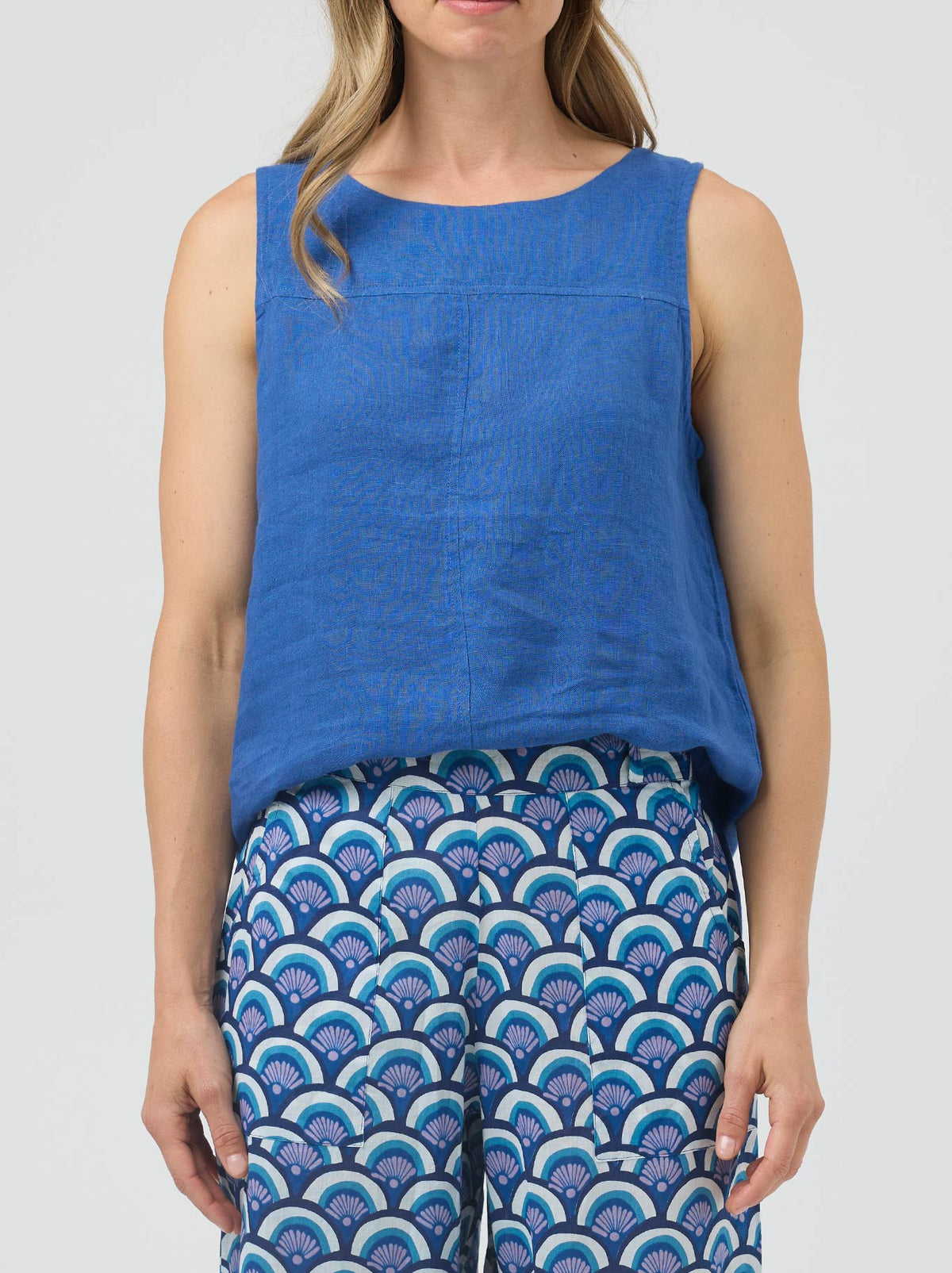 Cake Tallie Linen Tank (Black)