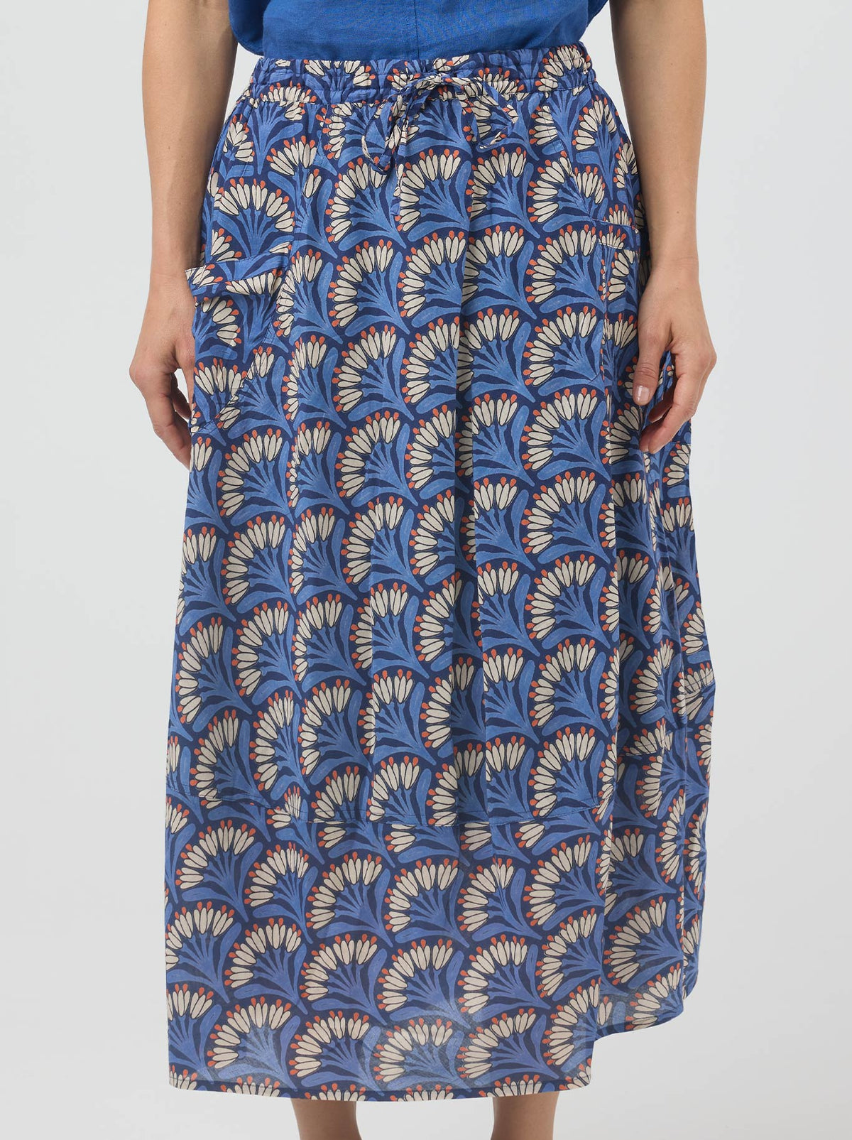 Cake Pocket Panel Skirt (Blue Arches)