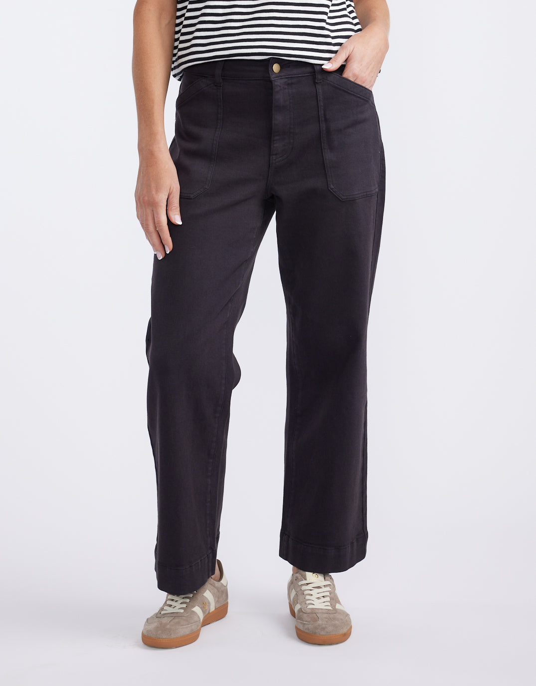 White & Co. Catalina Wide Leg Jeans Washed (Black)