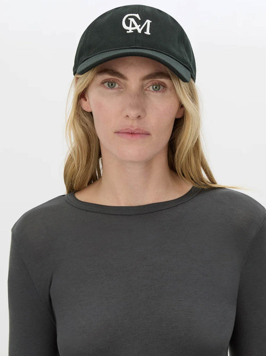 CAMILLA AND MARC ISOLDE EMBROIDERED LOGO CAP (Black White)