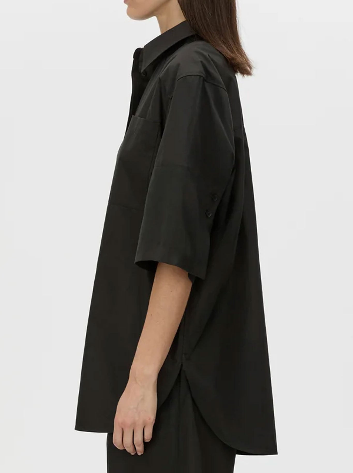 CAMILLA AND MARC WINSLOW SHORT SLEEVE SHIRT (Black)