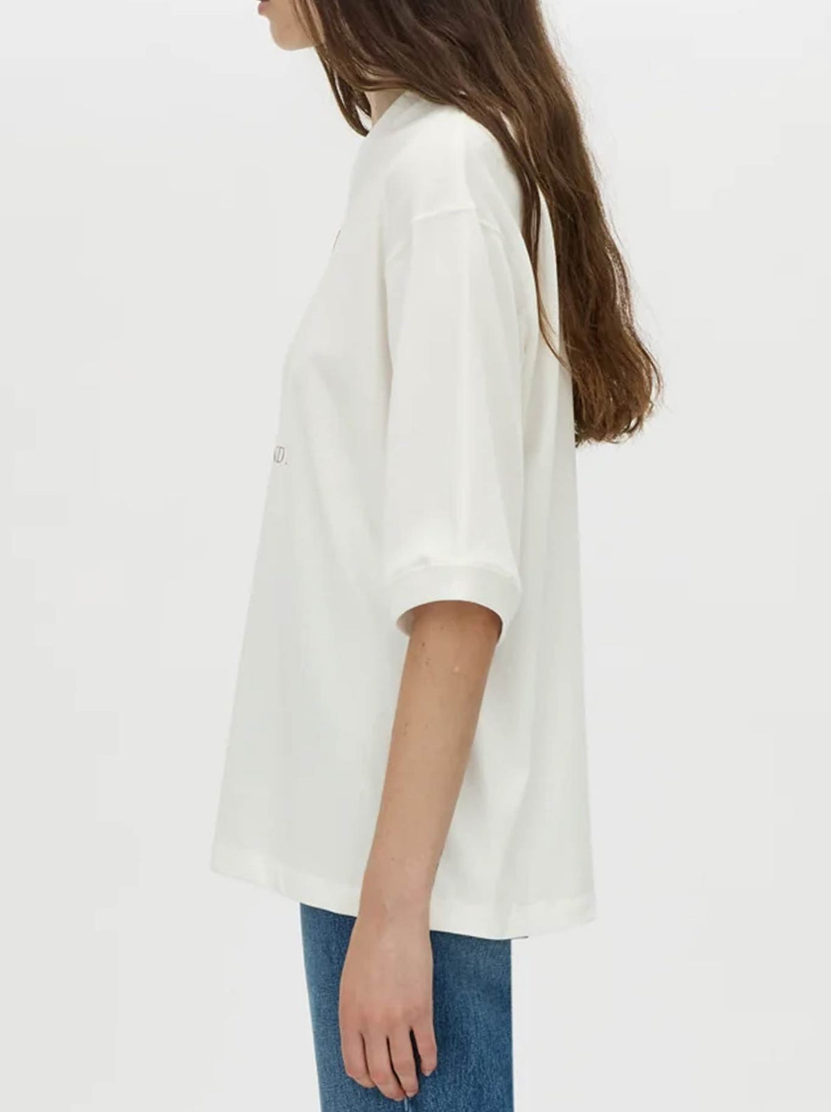 CAMILLA AND MARC LARISSA LOGO TEE (White)