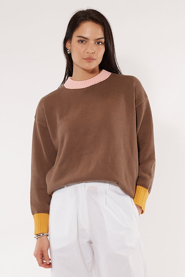 Cowgirl Surfer Emery Pullover (Chocolate)