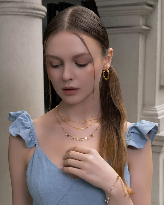 LAVANA Dancing Discs Tango Gold Chain Necklace