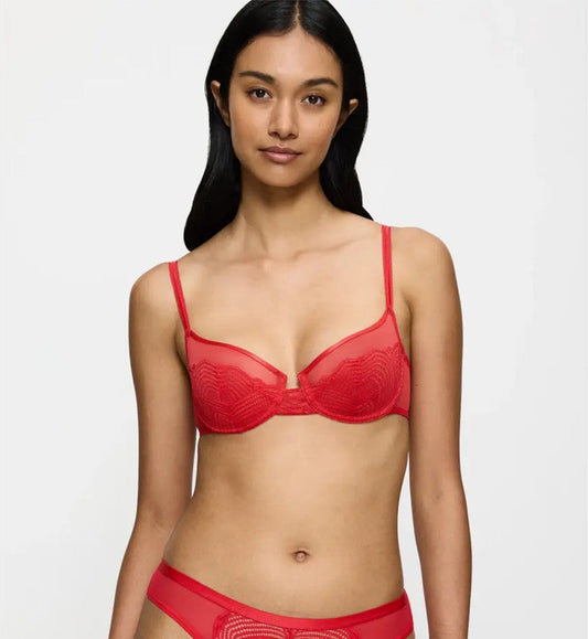Image of Bras. Productname: Triumph Delightful Spotlight Bra in Rouge colour by brand - Triumph
