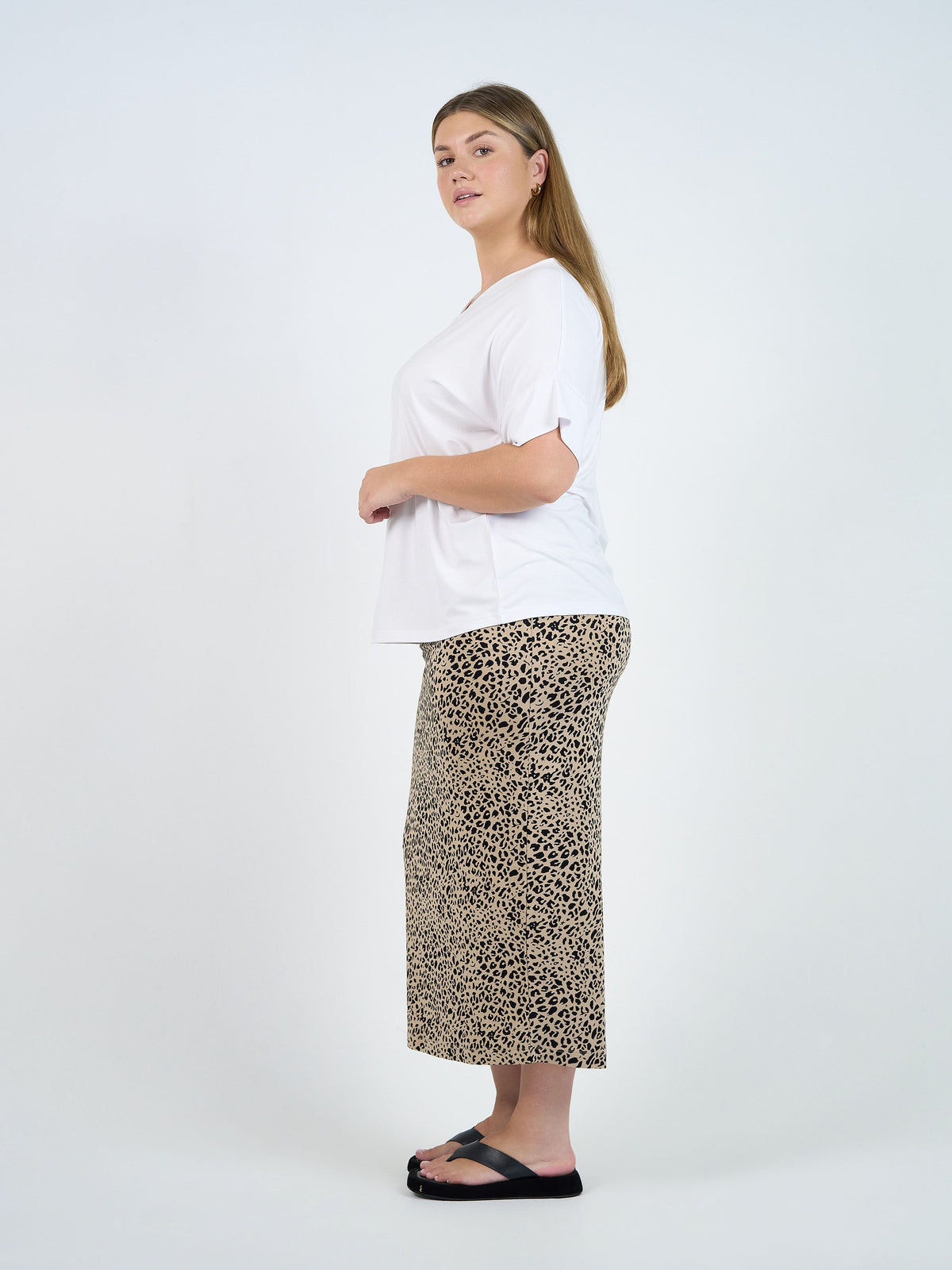 Lou Lou Demi Oversized Bamboo Box T-Shirt (White)