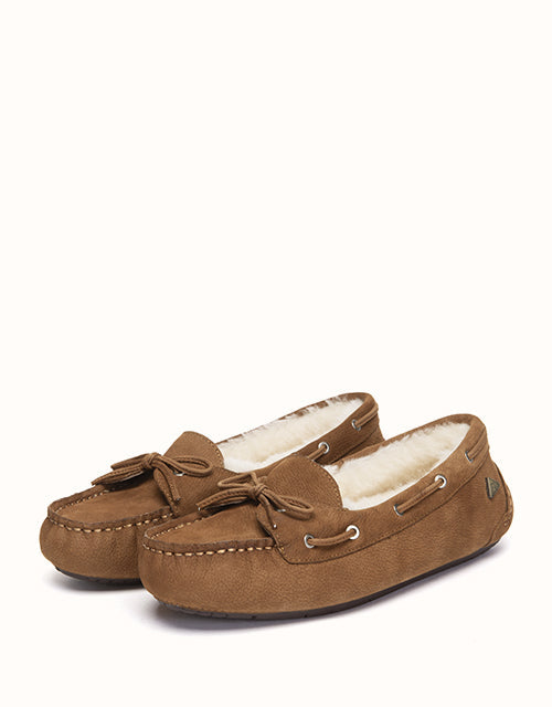 EVERAU® Pommie Moccasins (Chestnut)