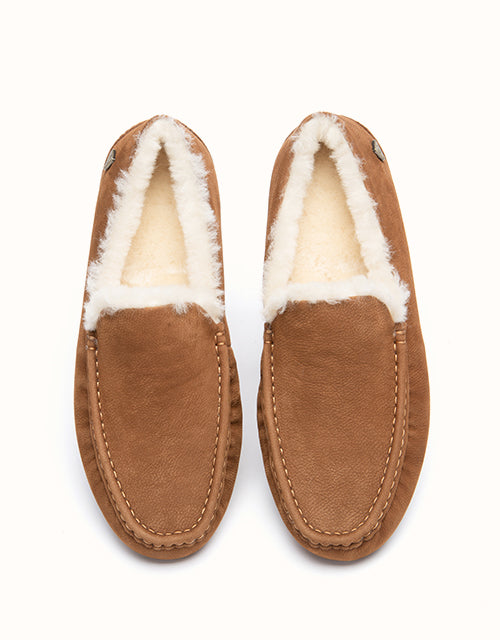 EVERAU® Airel Moccasins (Chestnut)