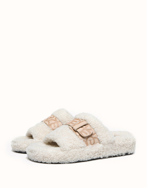 EVERAU® Croft Slippers (White)