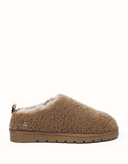 Image of Slippers. Product name - EVERAU® Teddycozy in Teddy Brown colour by brand - Everau
