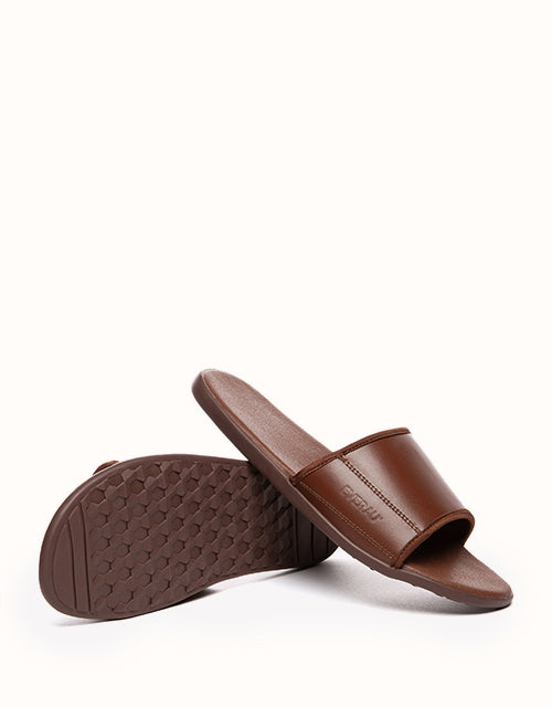 EVERAU® Andy Sandals (Brown)
