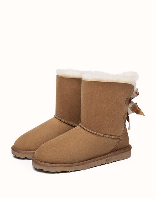 EVERAU® Short Back Bow Boots (Chestnut)