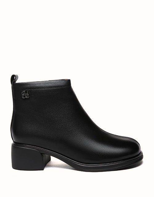 Image of Boots. Product name - EVERAU® Valder Boots in Black colour by brand - Everau