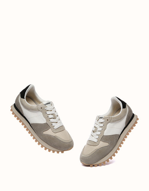 EVERAU® Etta Sneakers (Khaki/White)