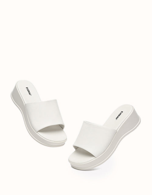EVERAU® Fiona Sandals (White)